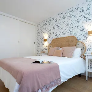 Genteel San Agustin Apartment